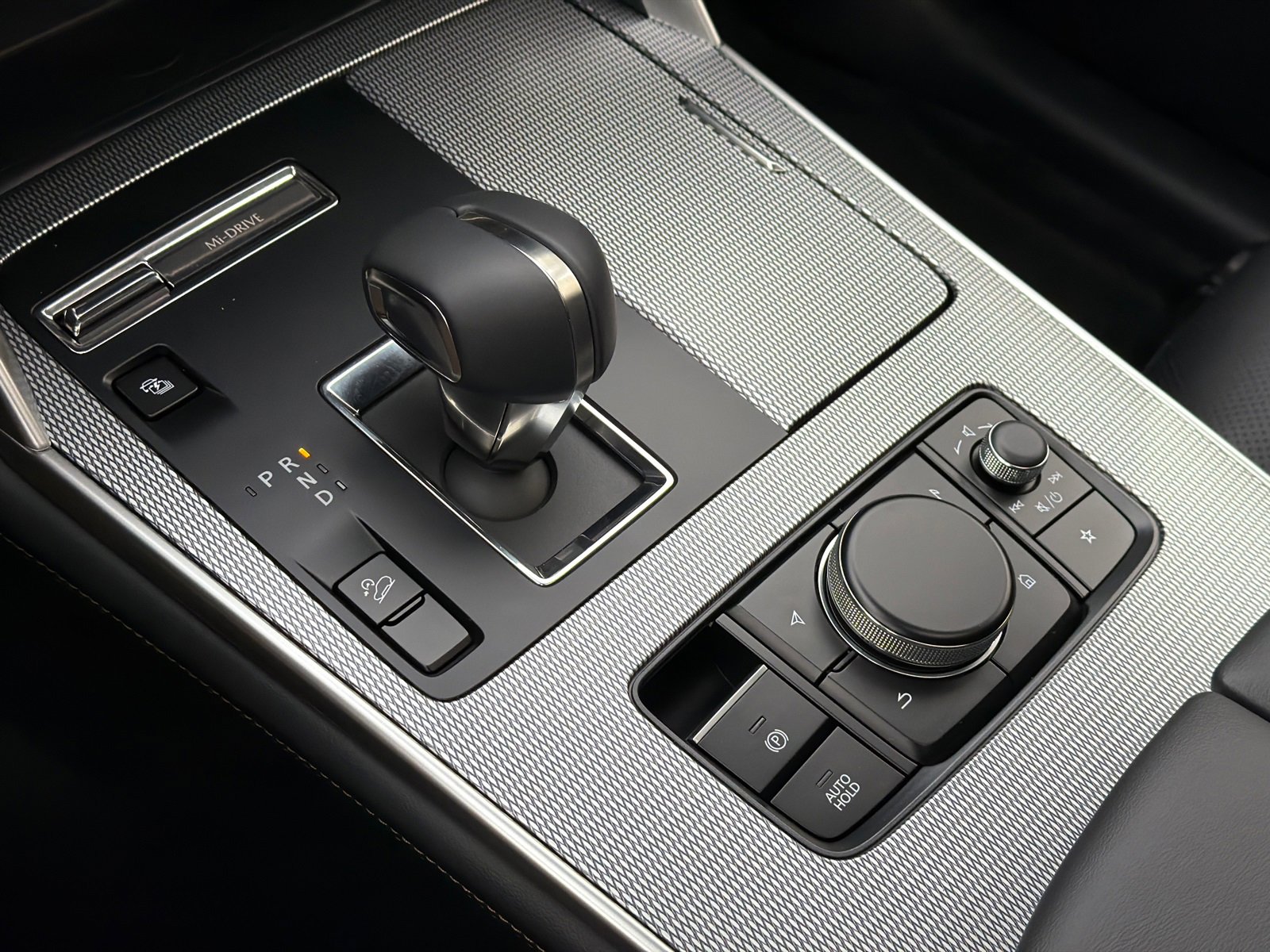 New 2026 MAZDA CX-90 Plug-In Hybrid w/ Preferred image 31