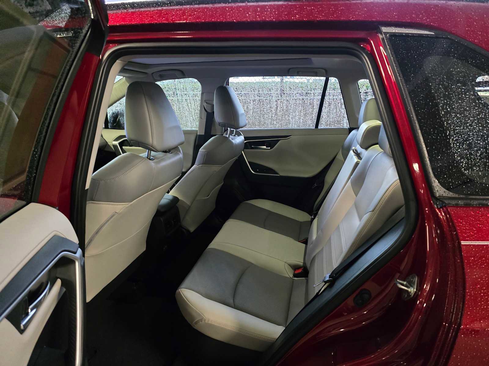 Used 2024 Toyota RAV4 Limited image 20