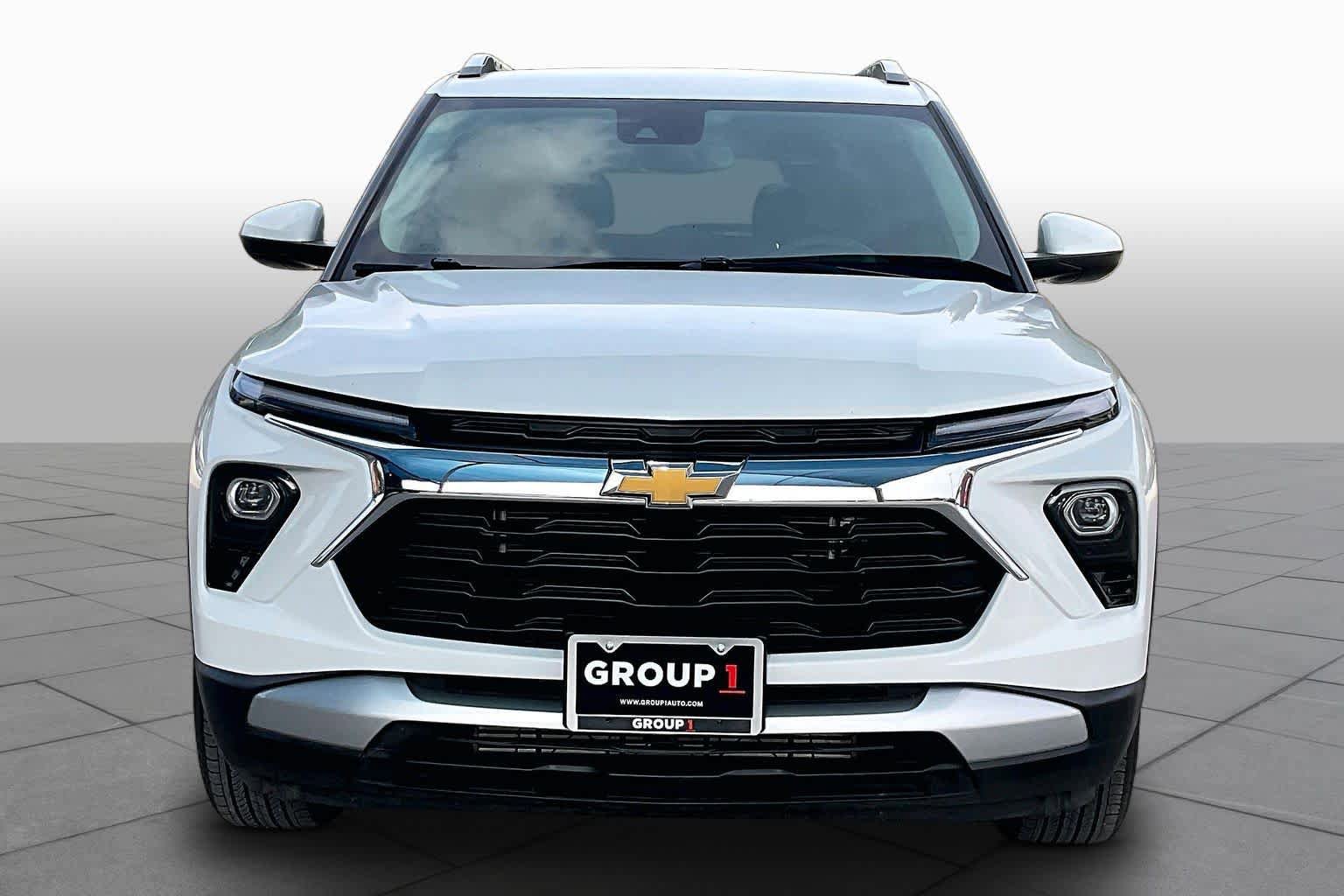 Used 2025 Chevrolet TrailBlazer LT FWD image 4