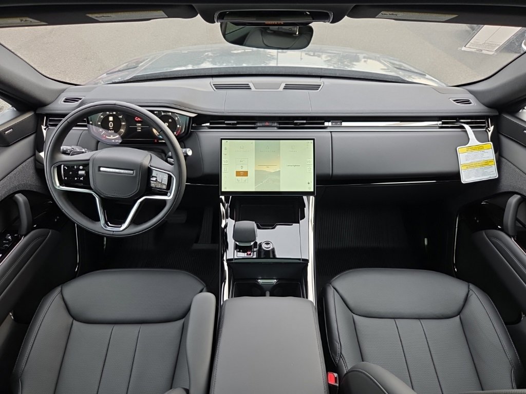 New 2025 Land Rover Range Rover Sport SE image 22