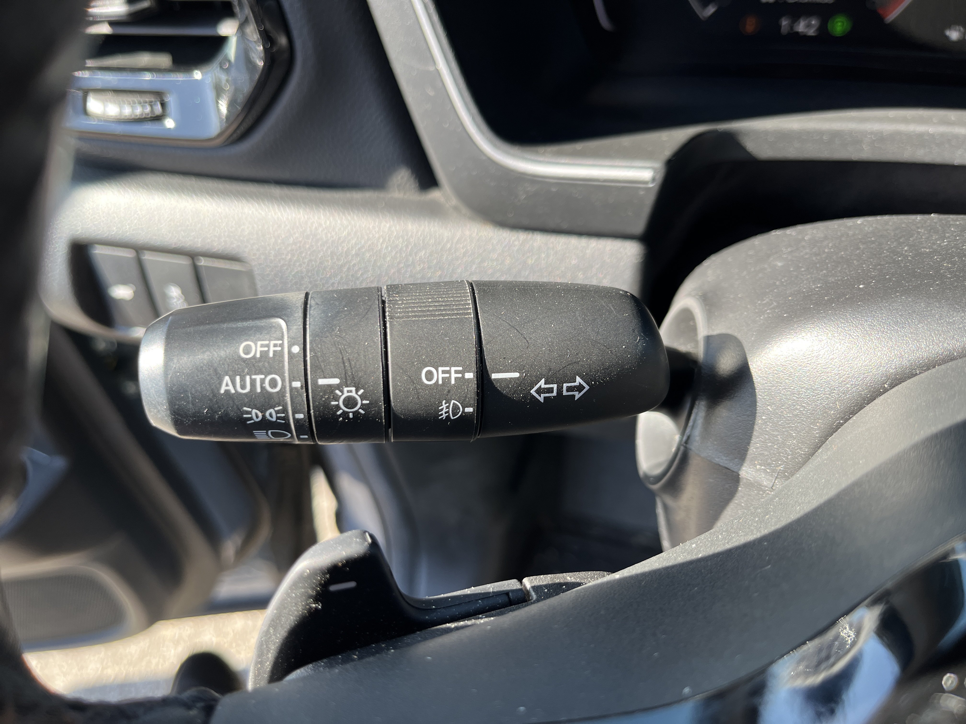 Used 2025 Honda Pilot Touring image 27