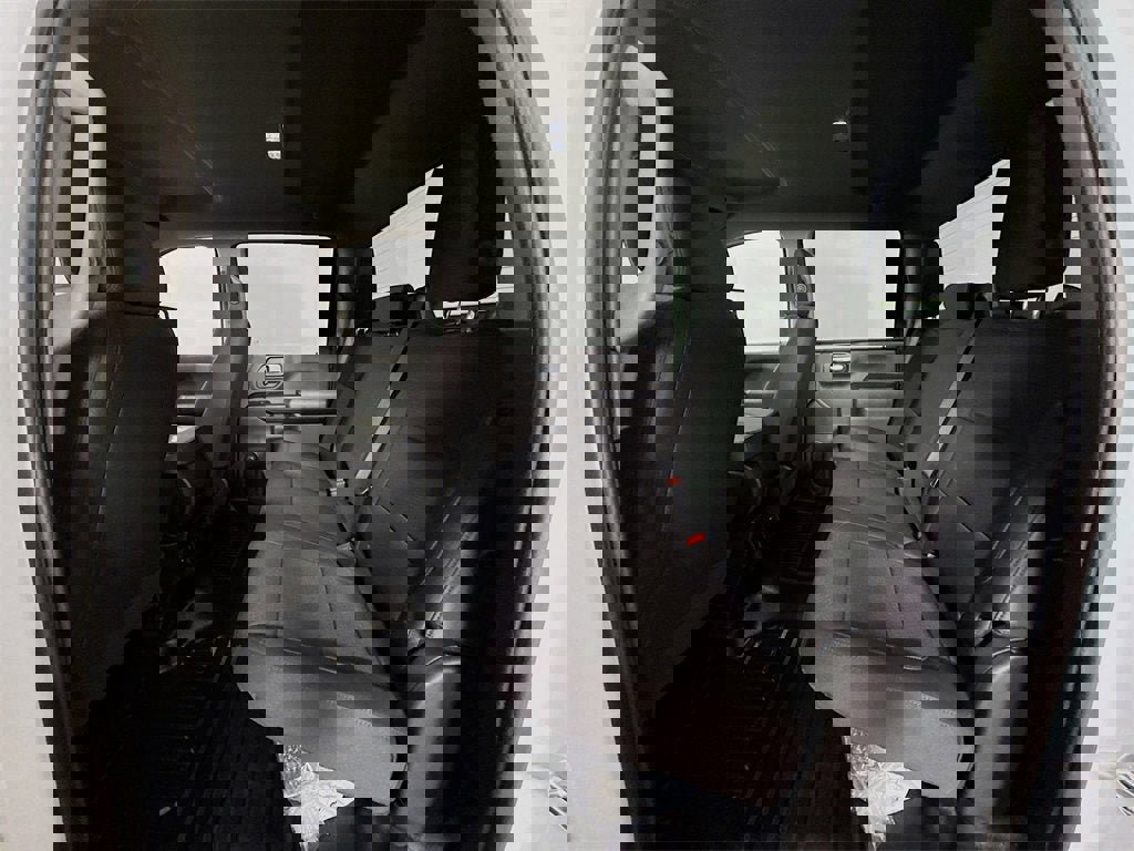 New 2026 GMC Sierra 2500 Pro w/ Convenience Package image 16