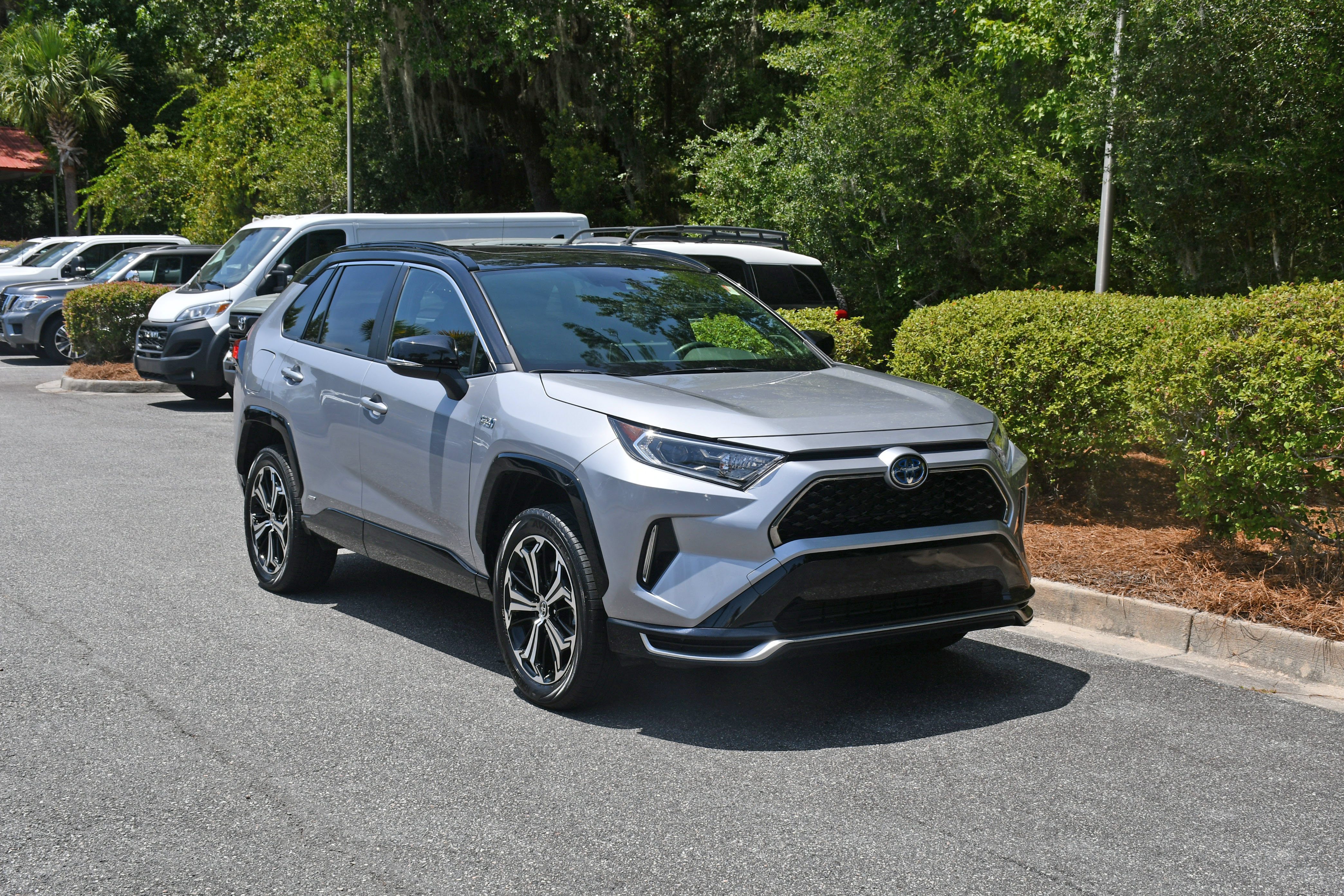 Used 2021 Toyota RAV4 XSE w/ Weather Package AWD/4WD image 6