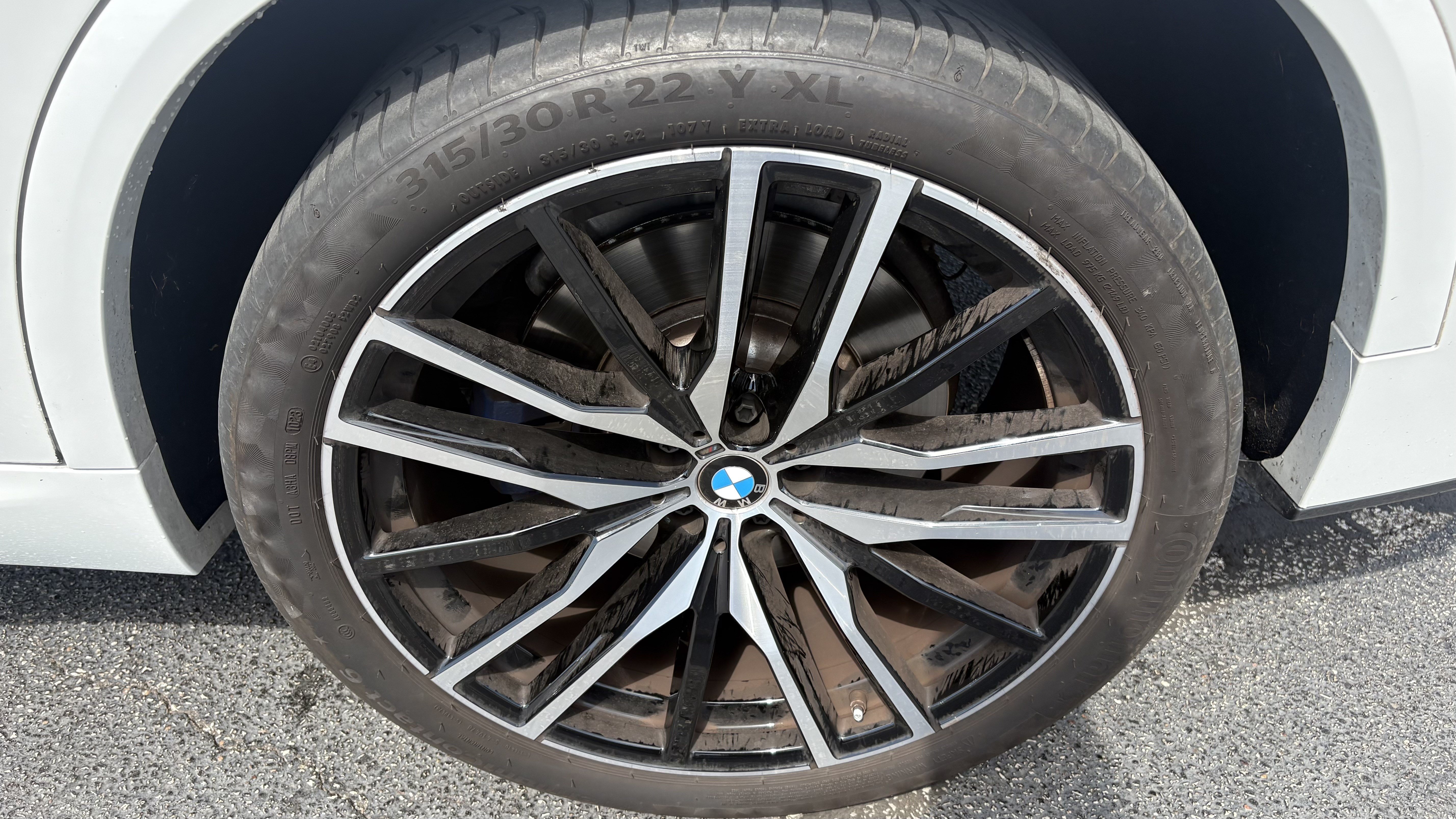 Used 2023 BMW X5 M50i w/ Executive Package AWD/4WD image 13