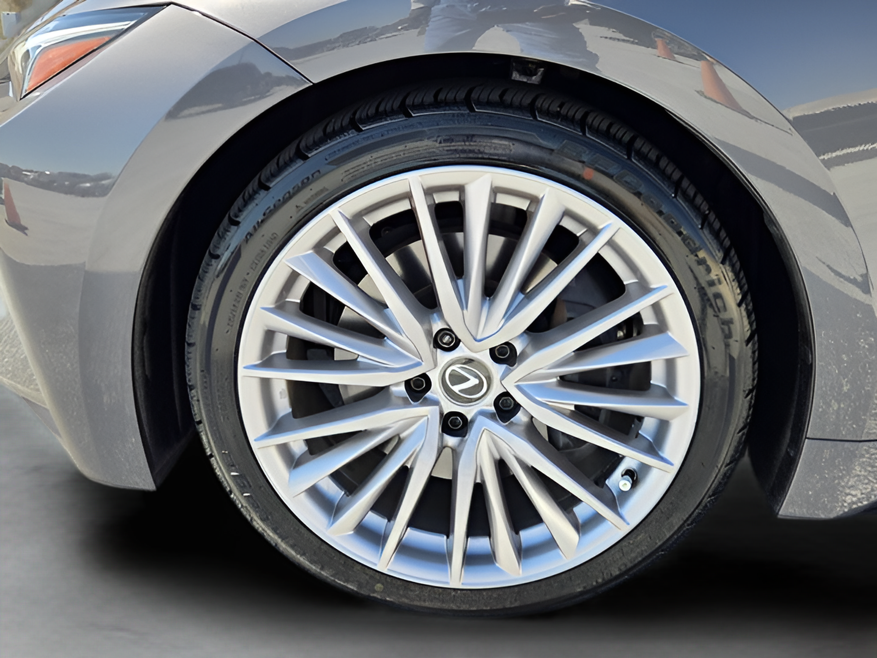 Certified 2025 Lexus IS 300 w/ Premium Package RWD image 32