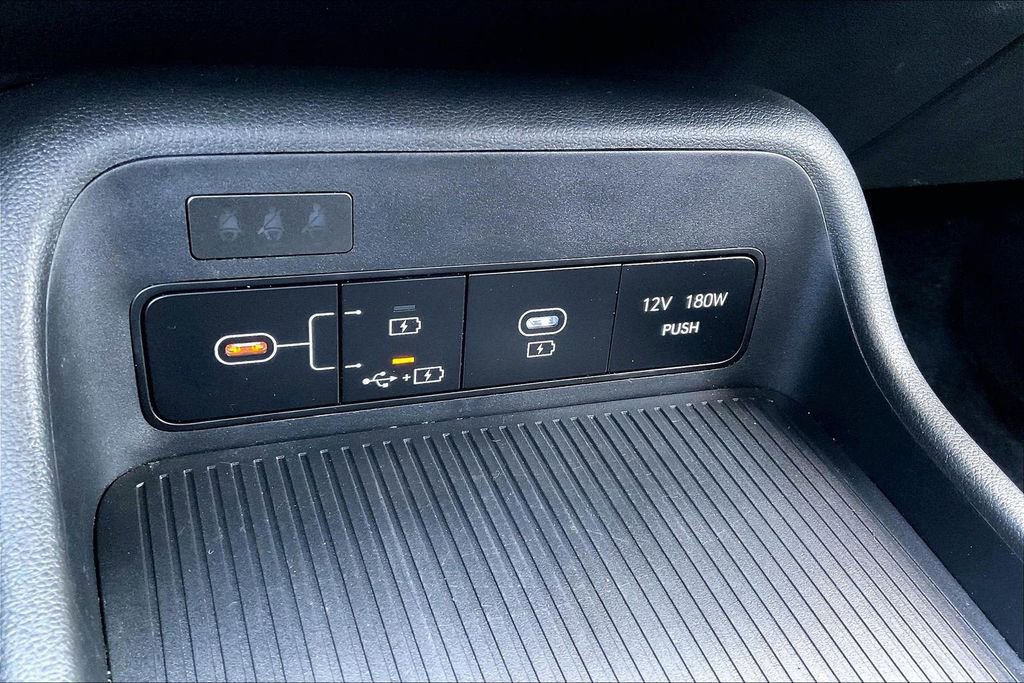Used 2025 Hyundai Kona SEL AWD/4WD image 33