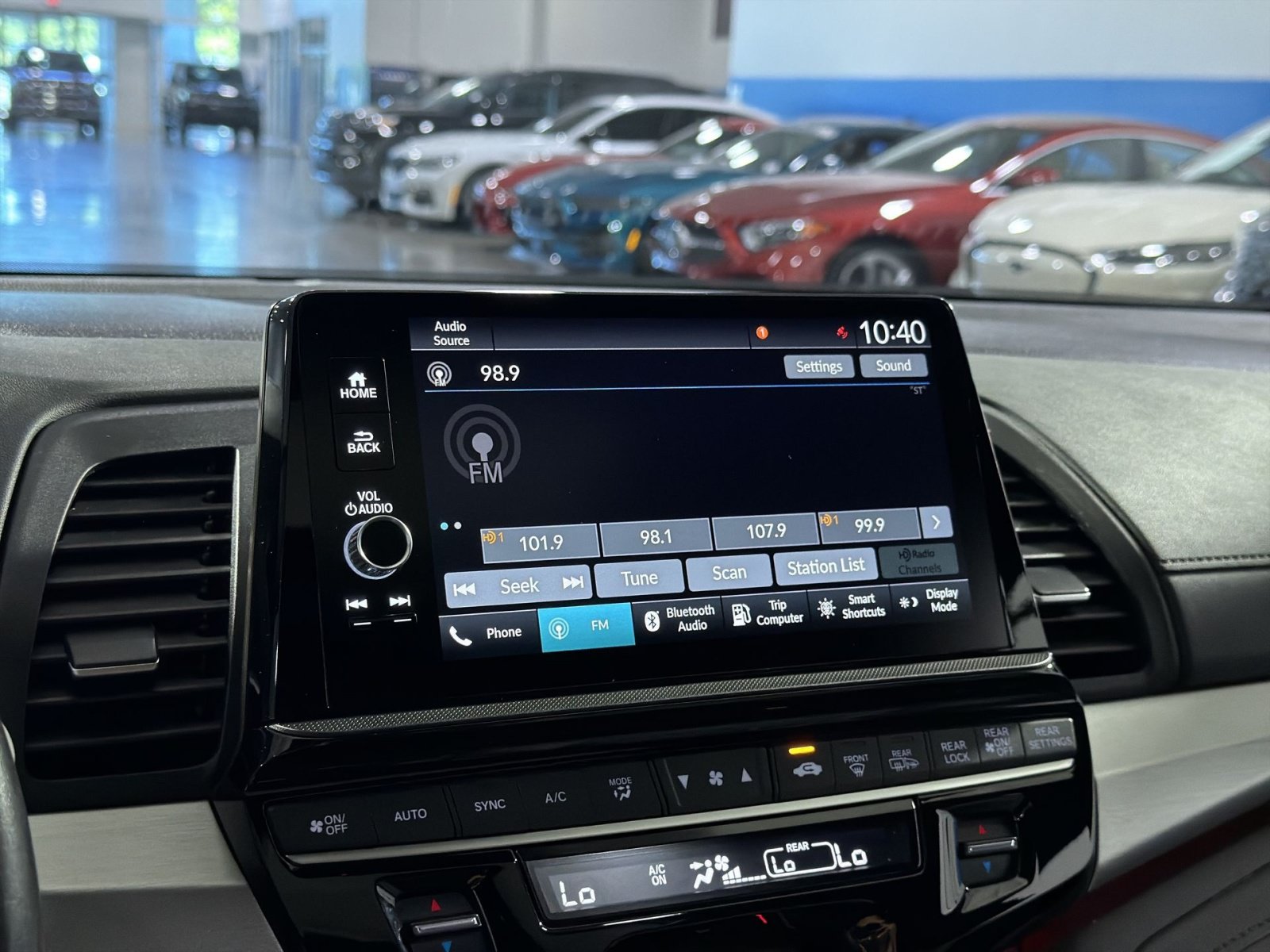 Used 2025 Honda Odyssey Sport-L image 32
