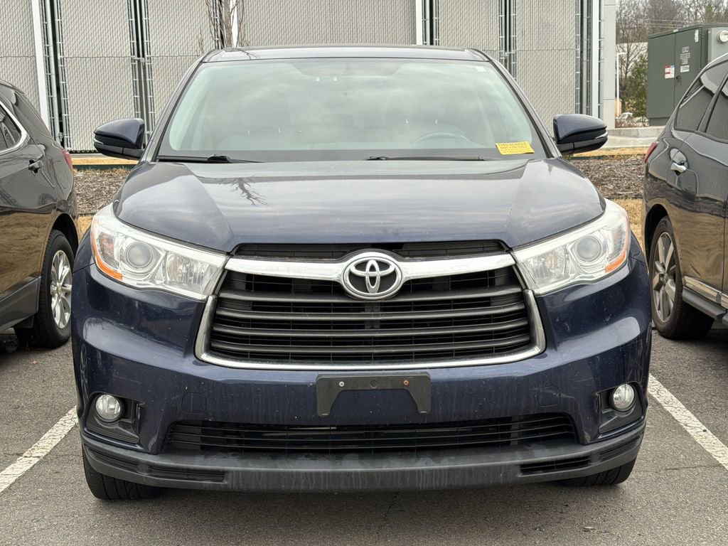 Used 2014 Toyota Highlander Plus image 6