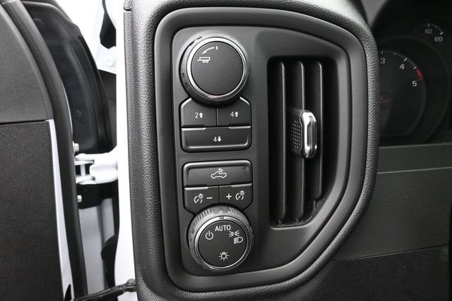 New 2026 Chevrolet Silverado 2500 W/T AWD/4WD image 21