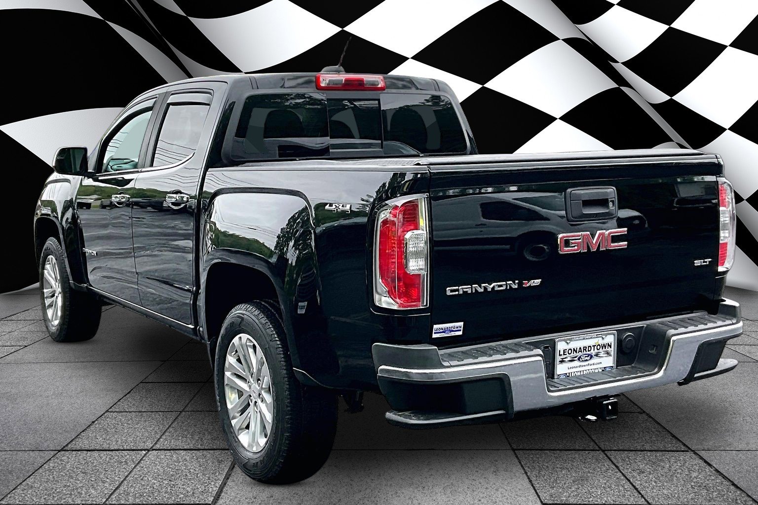 Used 2018 GMC Canyon SLT w/ Driver Alert Package AWD/4WD image 12