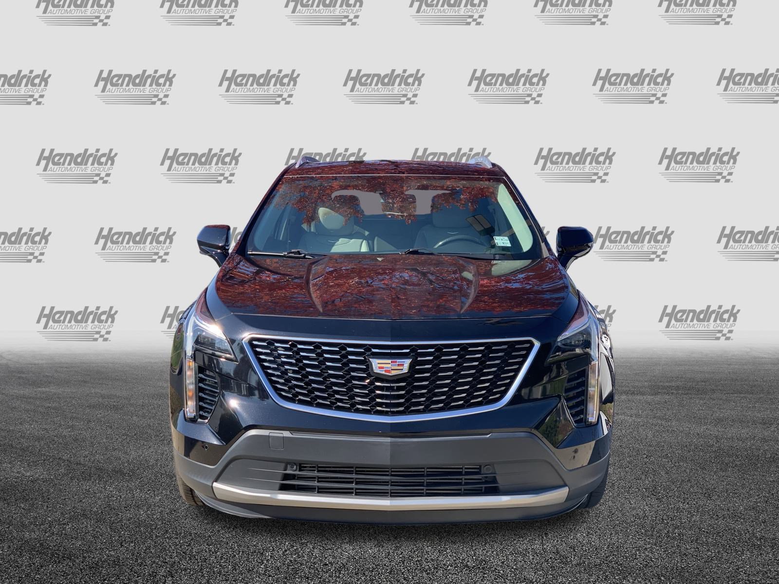 Used 2020 Cadillac XT4 Premium Luxury image 3
