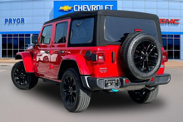 Used 2024 Jeep Wrangler Unlimited Sahara AWD/4WD image 4