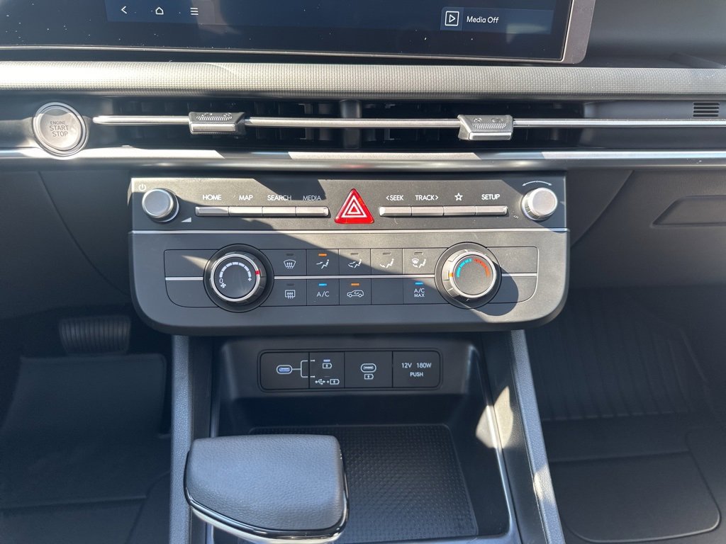 New 2026 Hyundai Tucson SE image 20