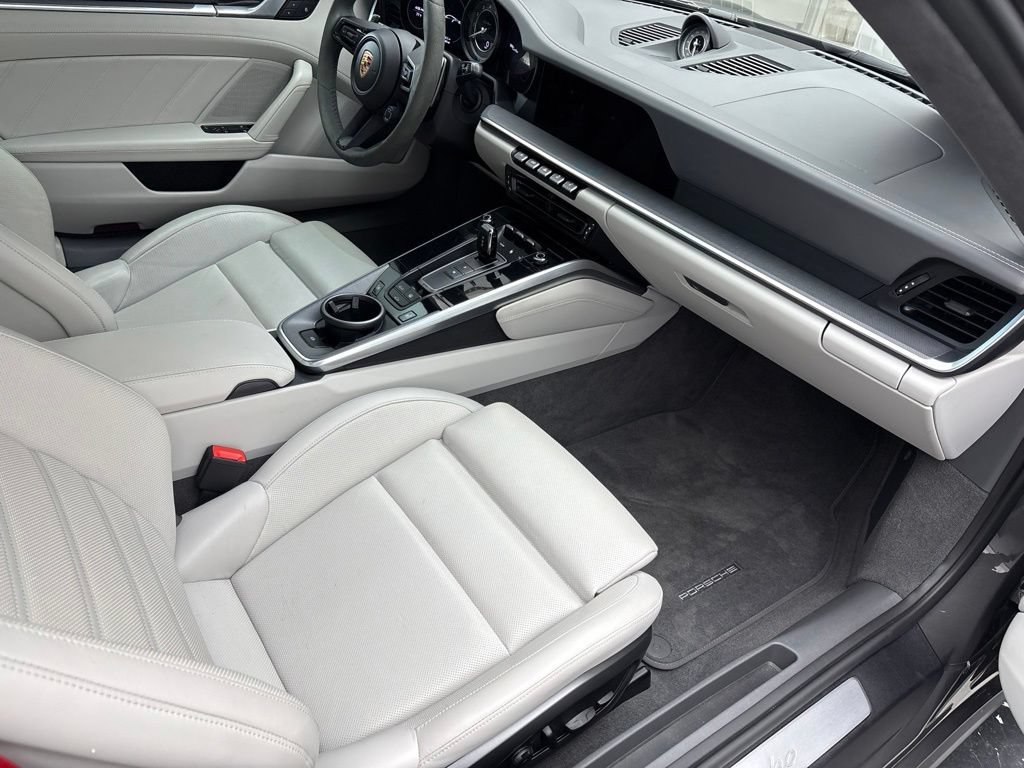 Certified 2023 Porsche 911 Turbo AWD/4WD image 19