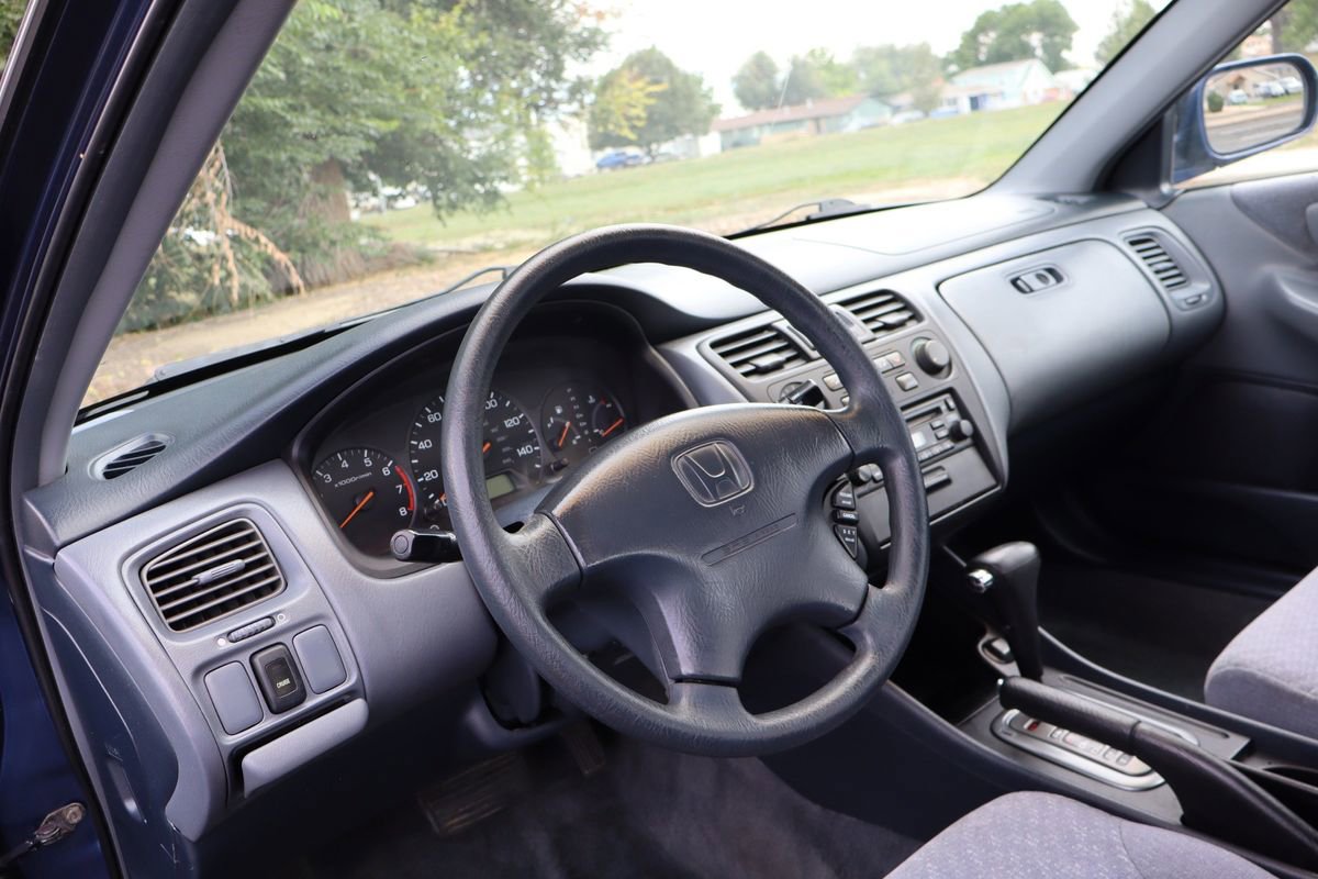 Used 2001 Honda Accord LX image 15