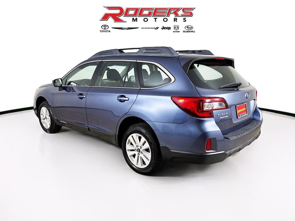 Used 2017 Subaru Outback 2.5i AWD/4WD image 6