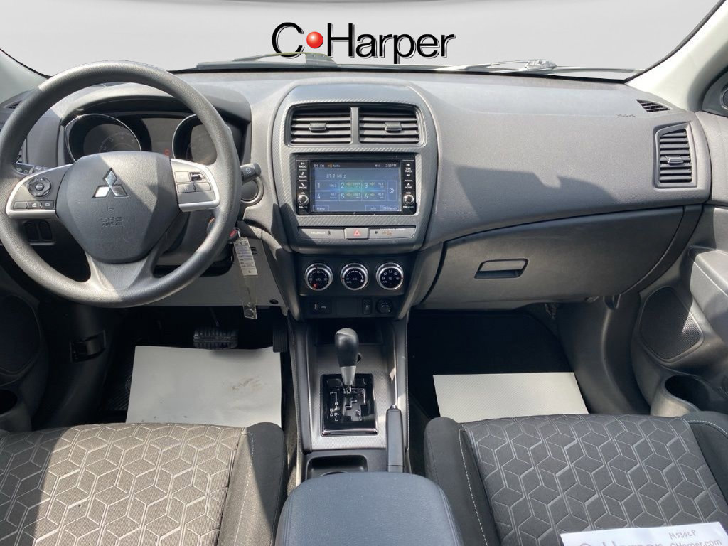 Used 2025 Mitsubishi Outlander Sport ES AWD/4WD image 19