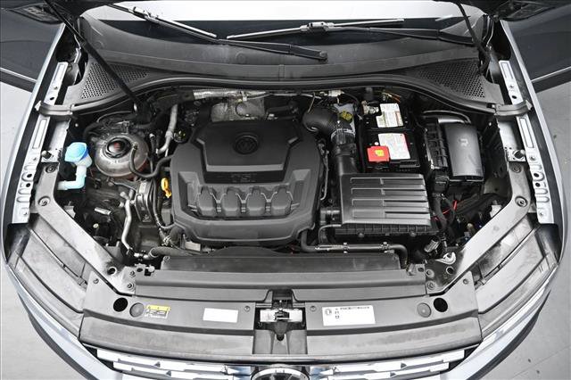 Used 2018 Volkswagen Tiguan SE FWD image 30