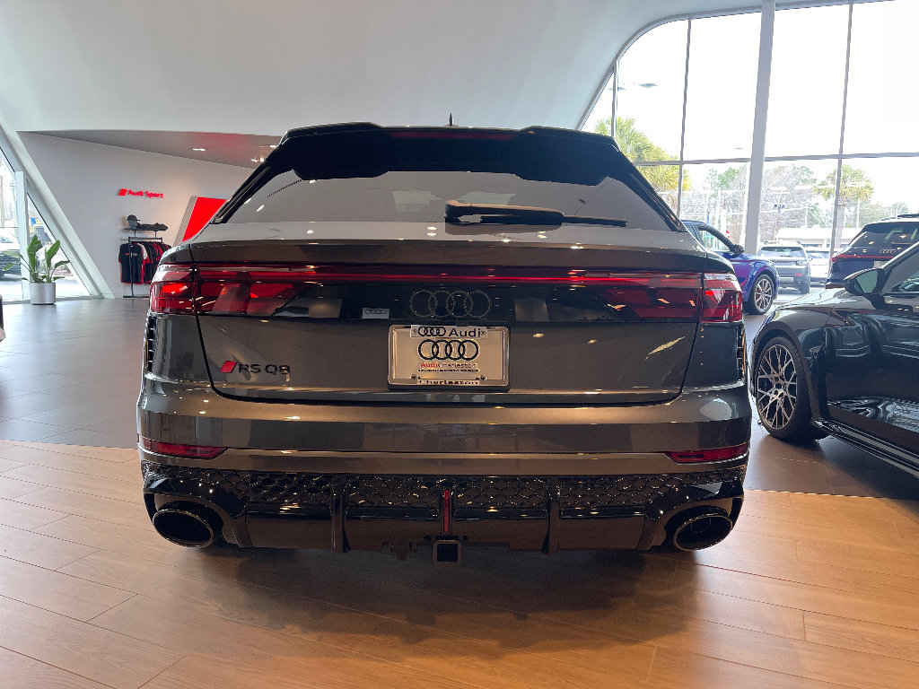 New 2026 Audi RS Q8 performance image 5