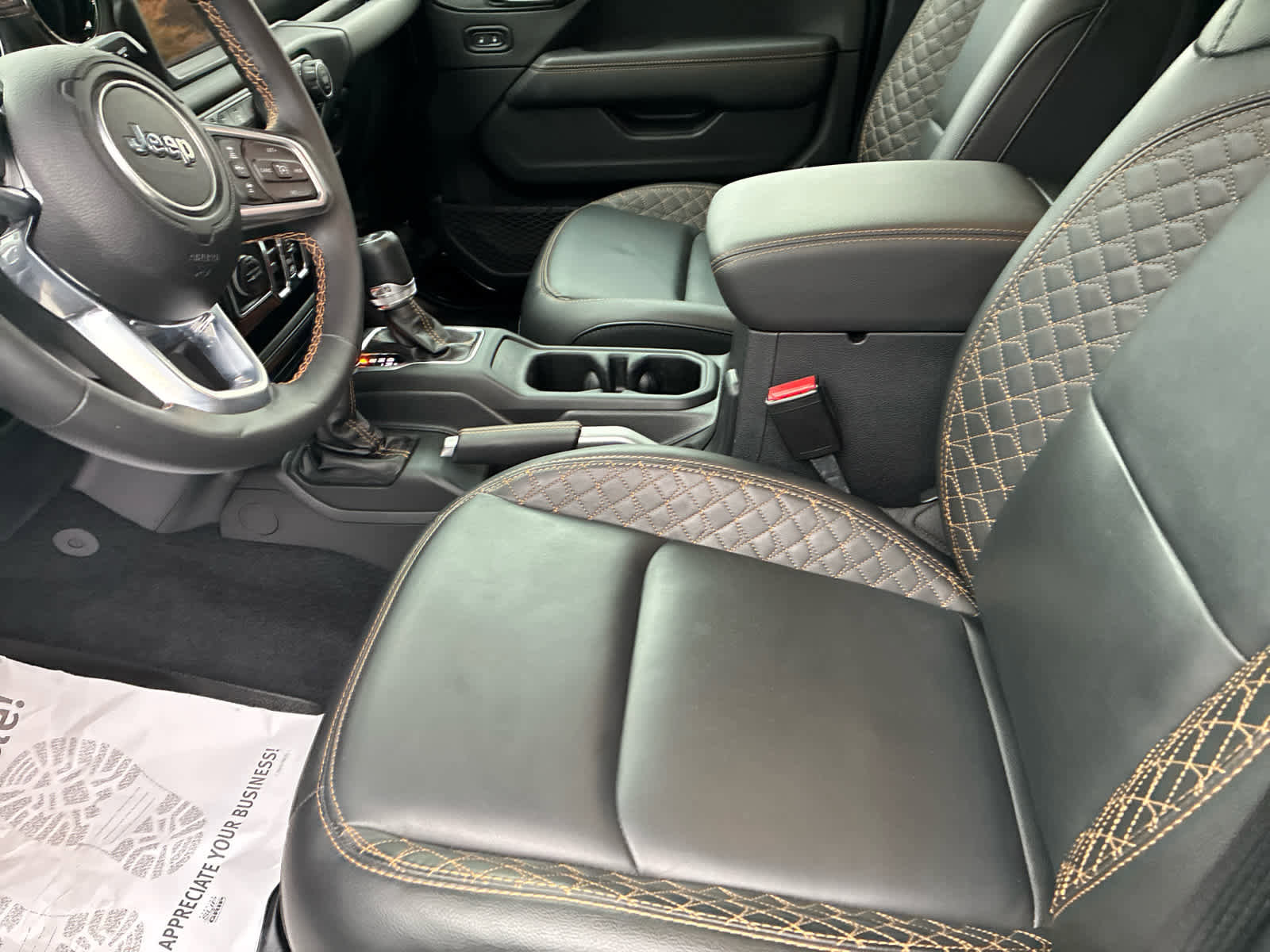 Used 2021 Jeep Wrangler Unlimited Sahara image 12