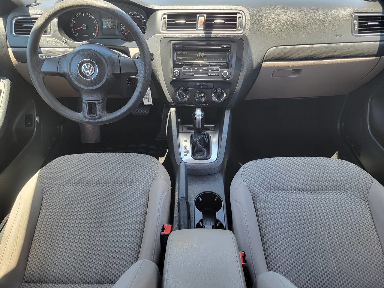 Used 2014 Volkswagen Jetta S FWD image 25