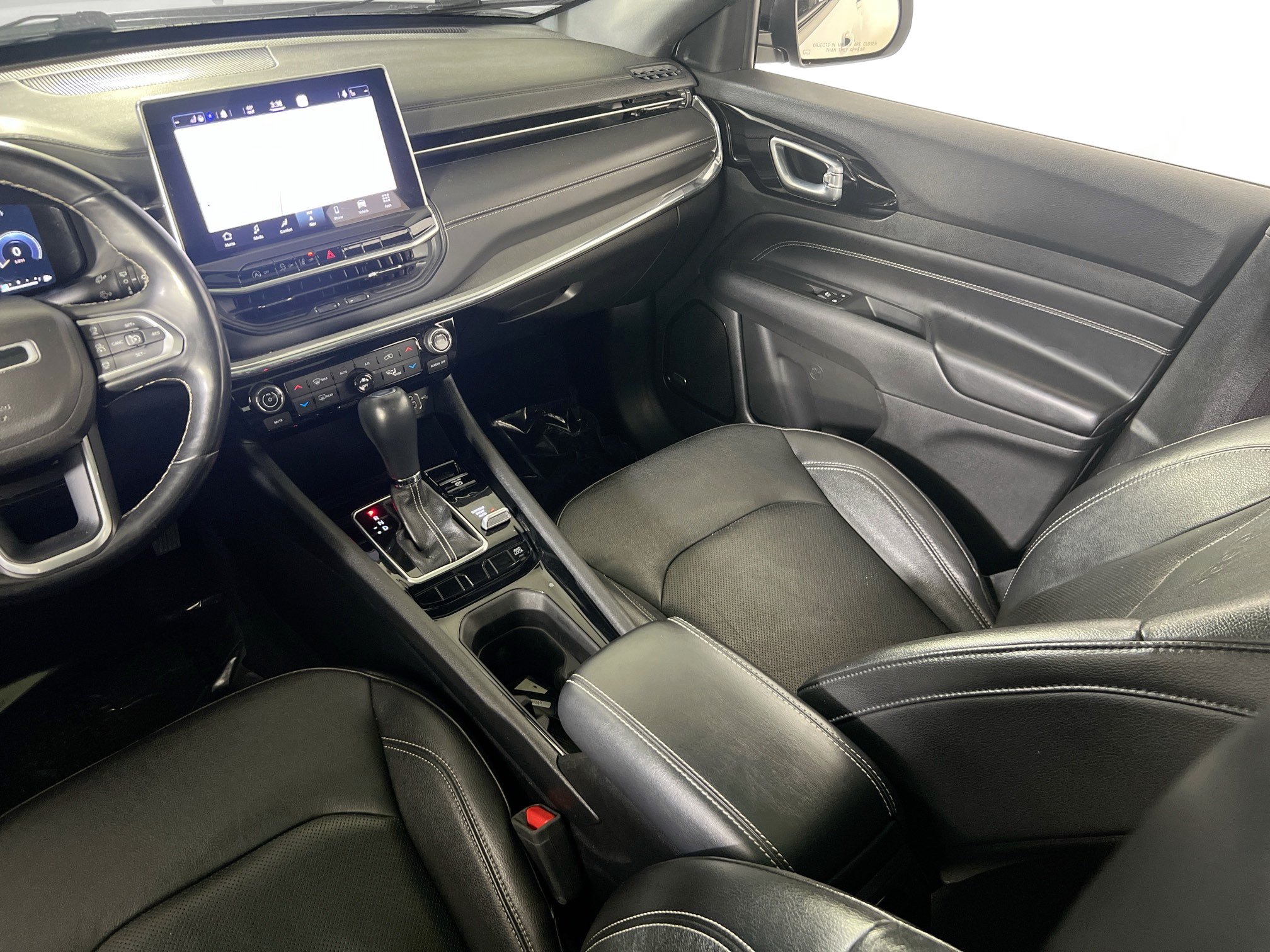 Used 2022 Jeep Compass High Altitude AWD/4WD image 23
