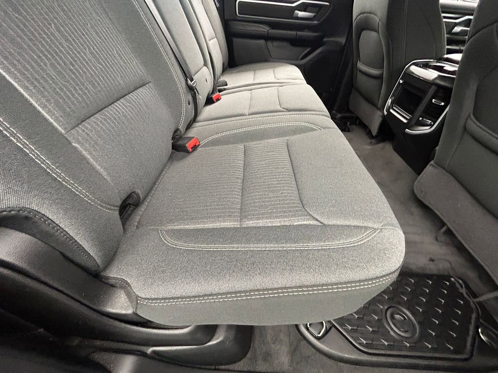 Used 2021 RAM 1500 Big Horn image 31