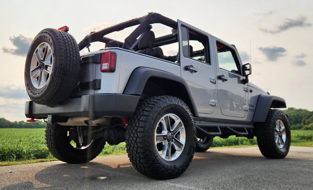 Used 2016 Jeep Wrangler Unlimited Sport w/ Connectivity Group AWD/4WD image 4
