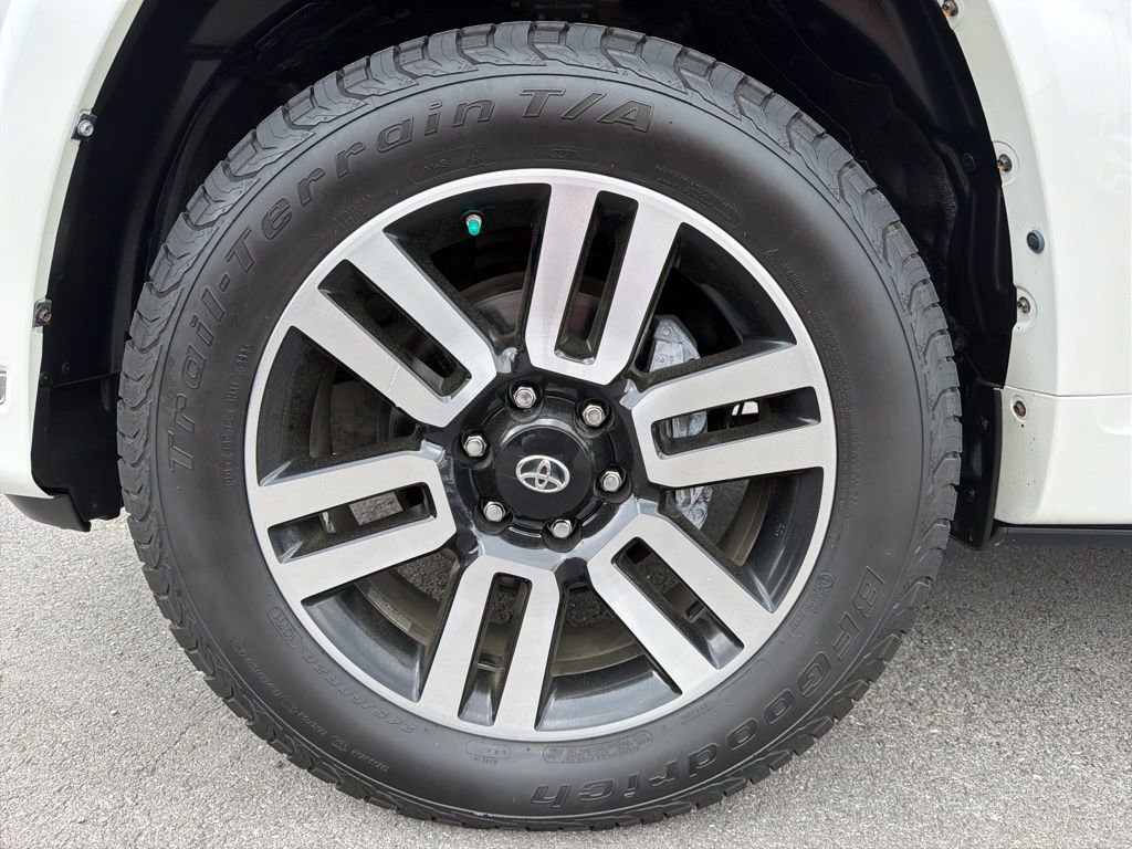 Used 2018 Toyota 4Runner Limited image 16