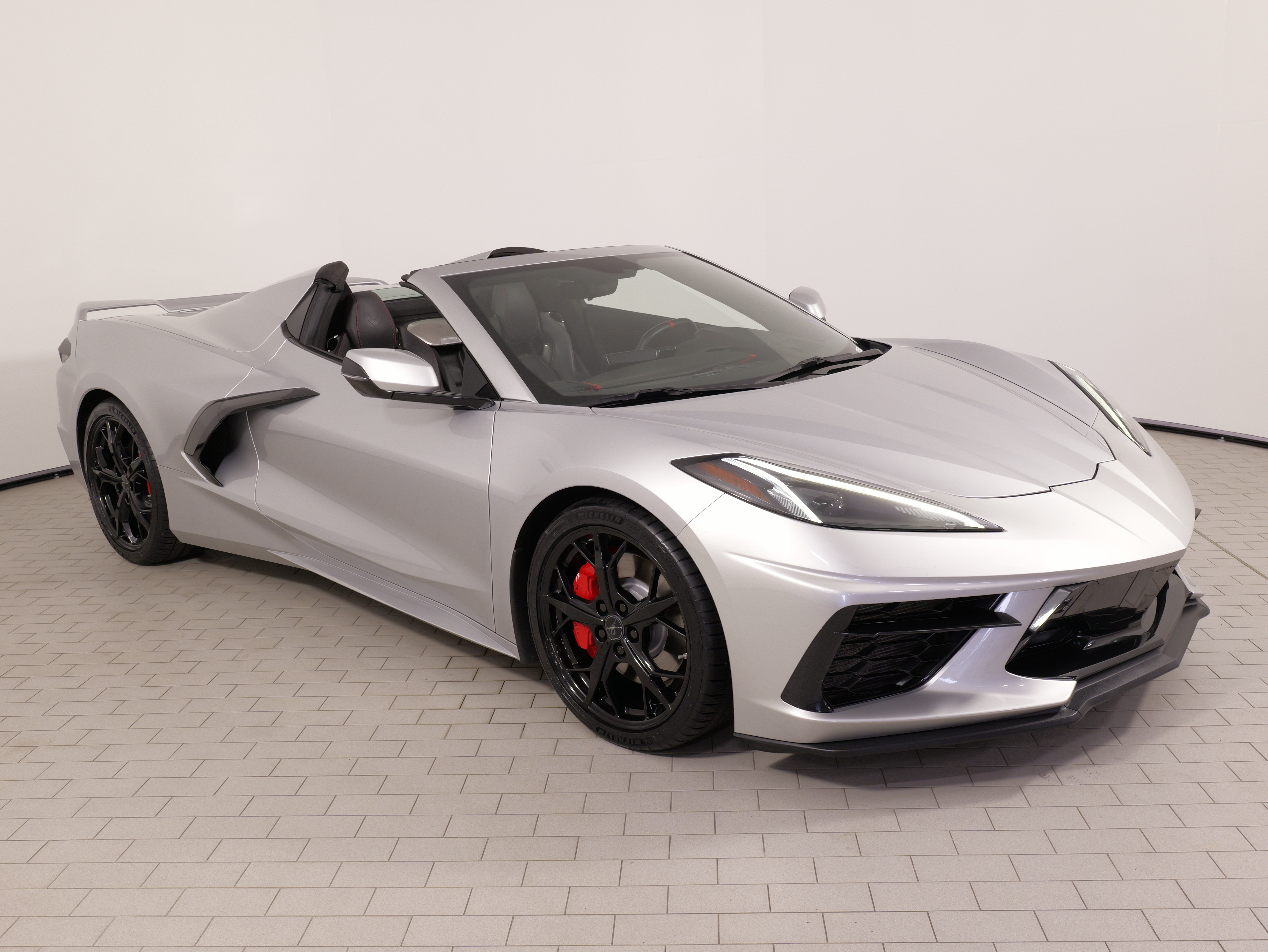 Used 2020 Chevrolet Corvette Stingray Premium Conv w/ 3LT Preferred Equipment Group RWD image 8