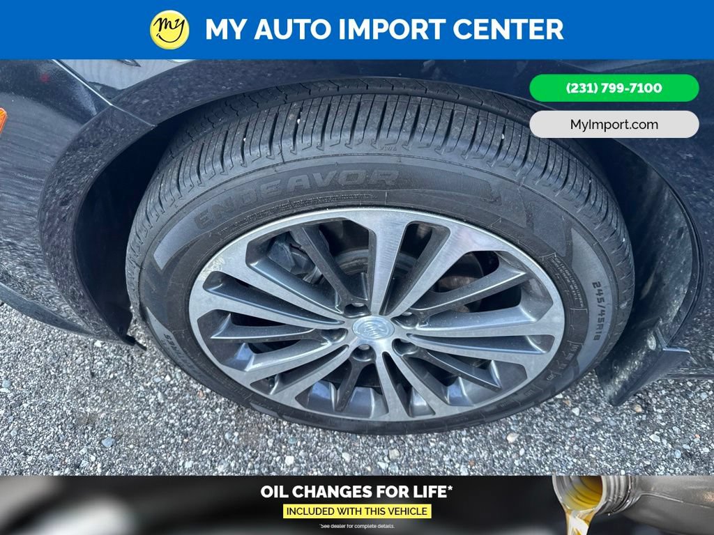 Used 2020 Buick Regal Essence AWD/4WD image 6