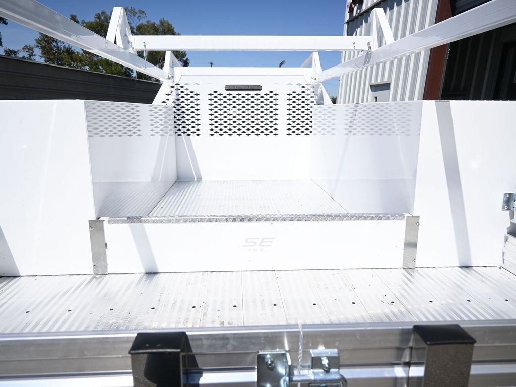 New 2025 Ford F450 XL w/ XL Chrome Package image 5