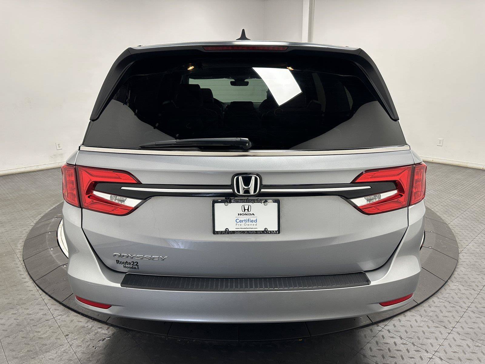 Used 2024 Honda Odyssey EX-L image 11