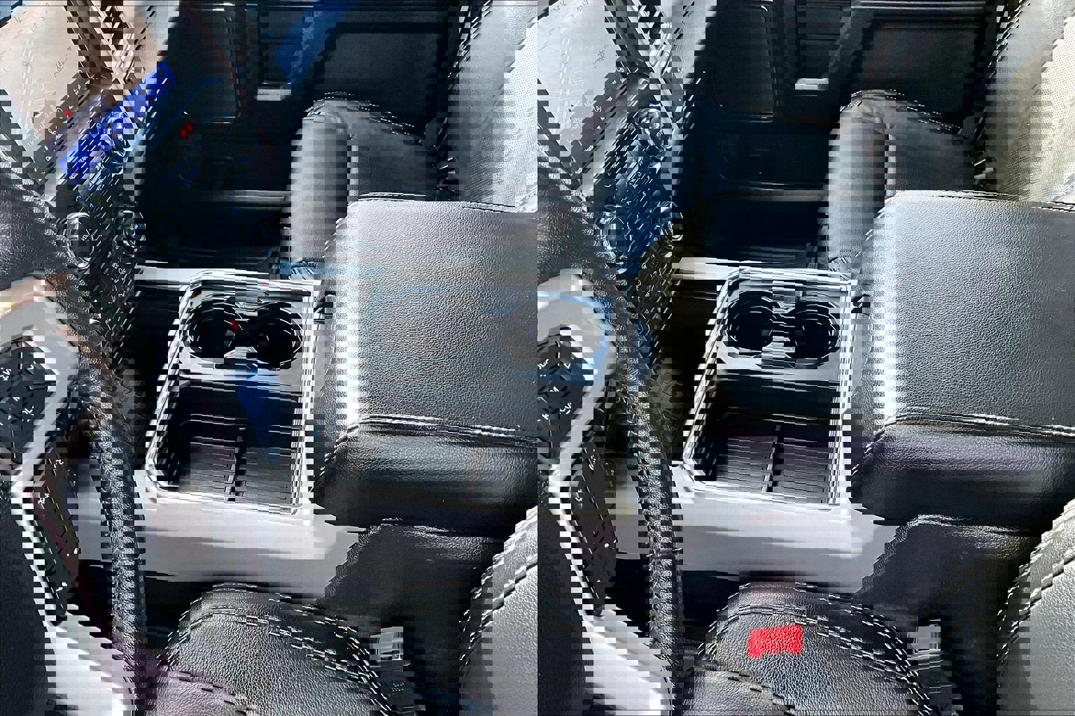 Used 2020 Ford F250 Lariat w/ Tremor Off-Road Package image 15