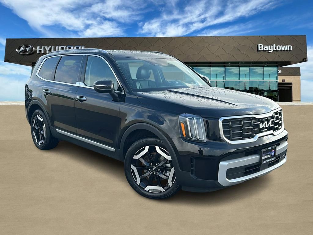 Used 2025 Kia Telluride S FWD image 1