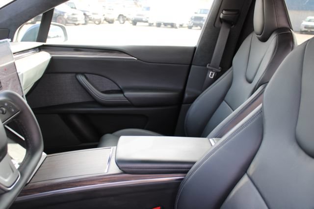 Used 2022 Tesla Model X AWD/4WD image 24