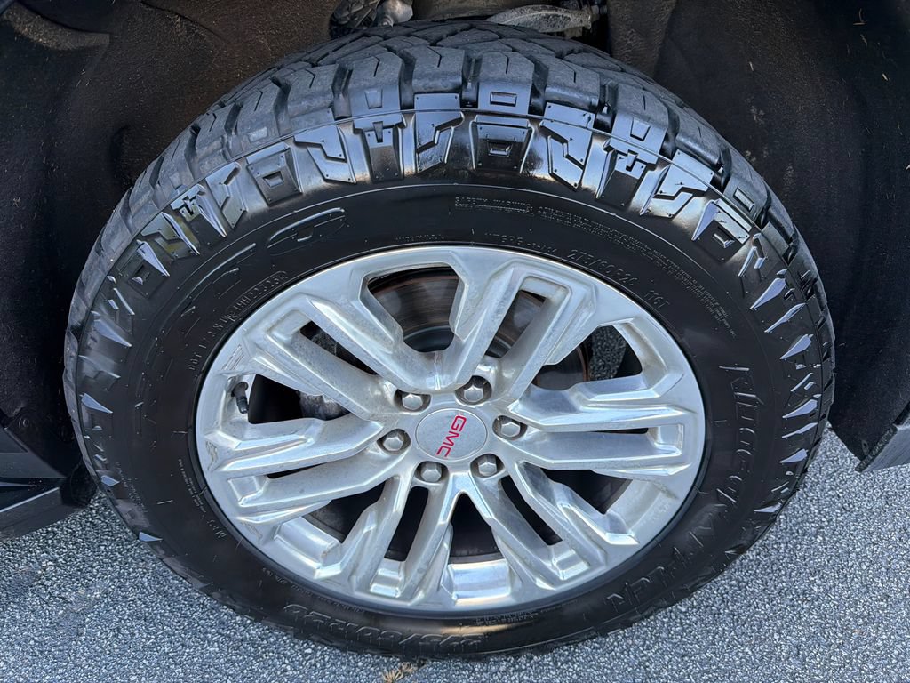 Used 2021 GMC Yukon SLT RWD image 12