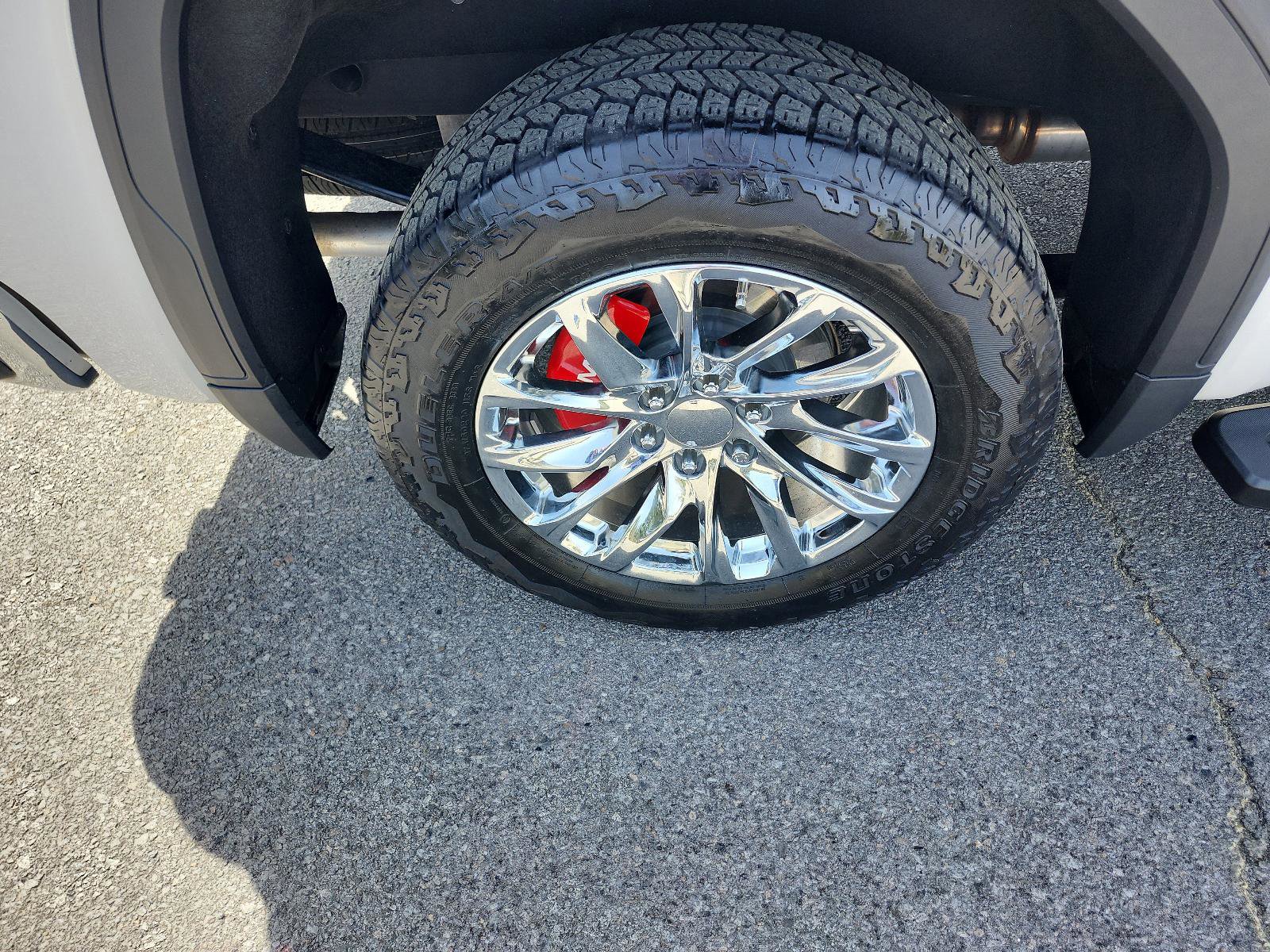 Used 2024 GMC Sierra 1500 SLT w/ SLT Premium Plus Package image 4