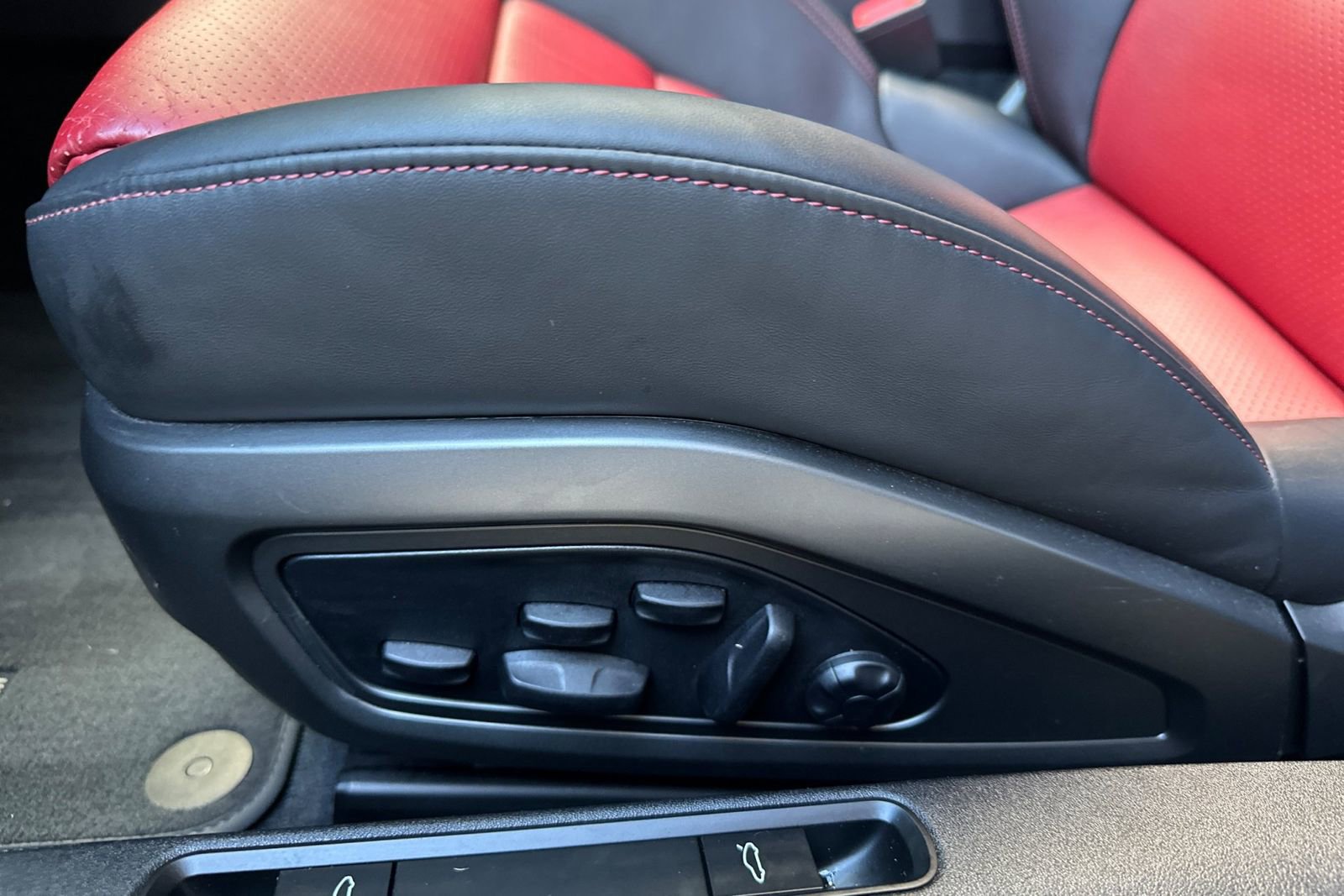 Used 2023 Porsche 911 Carrera 4 GTS image 15