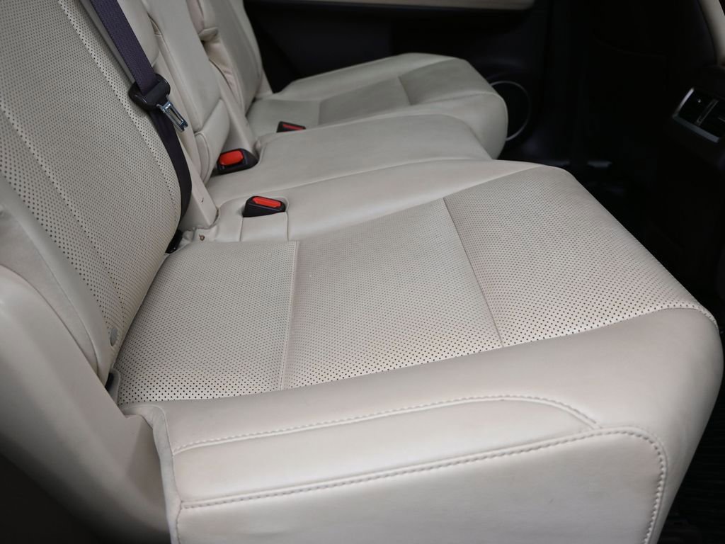Used 2020 Lexus RX 350L FWD w/ Premium Package image 22