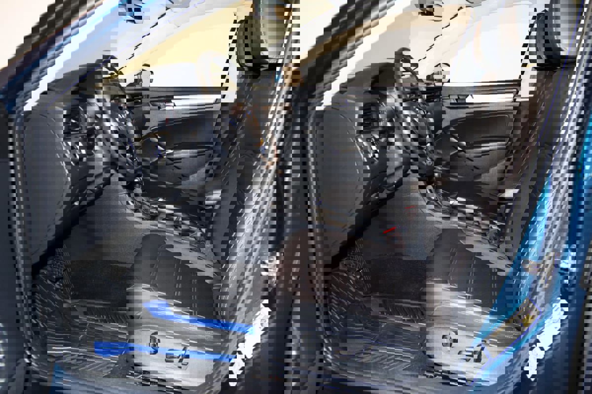 Used 2021 Volkswagen Passat 2.0T SE image 27