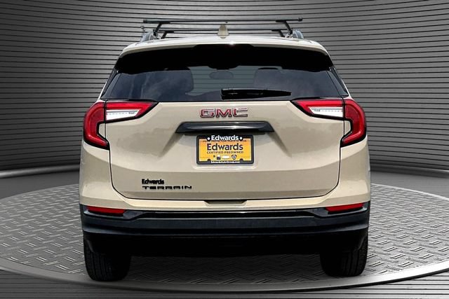 Used 2023 GMC Terrain SLE w/ Driver Convenience Package FWD image 5