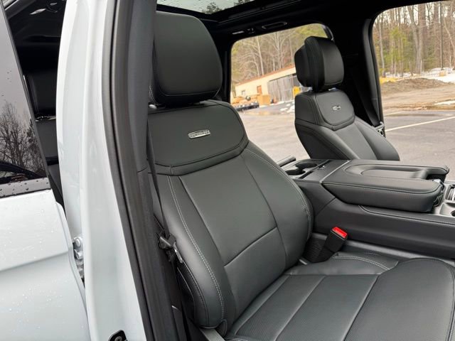 New 2026 Ford Expedition Platinum w/ Stealth Appearance Package image 24