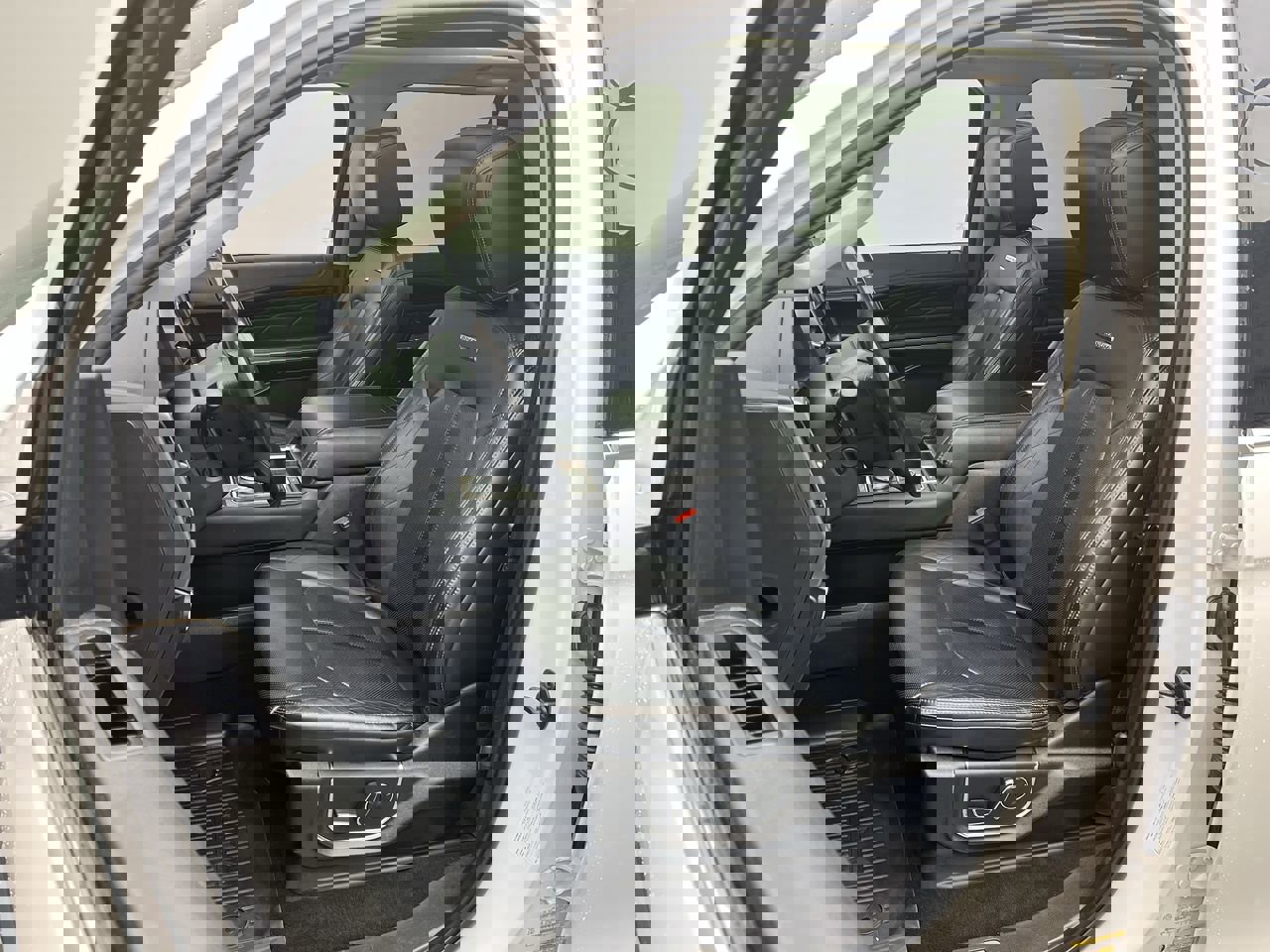 Used 2019 Ford Expedition Platinum image 11