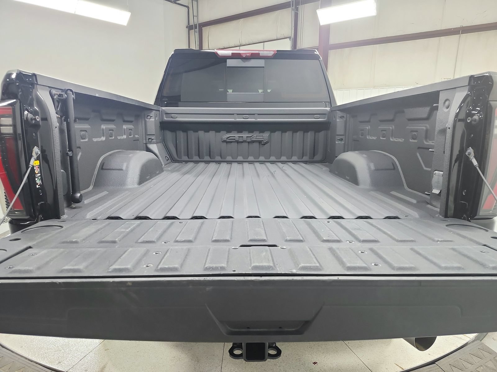 Used 2024 GMC Sierra 2500 AT4 w/ AT4 Premium Plus Package AWD/4WD image 53