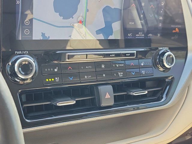 Used 2022 Toyota Highlander Platinum image 30