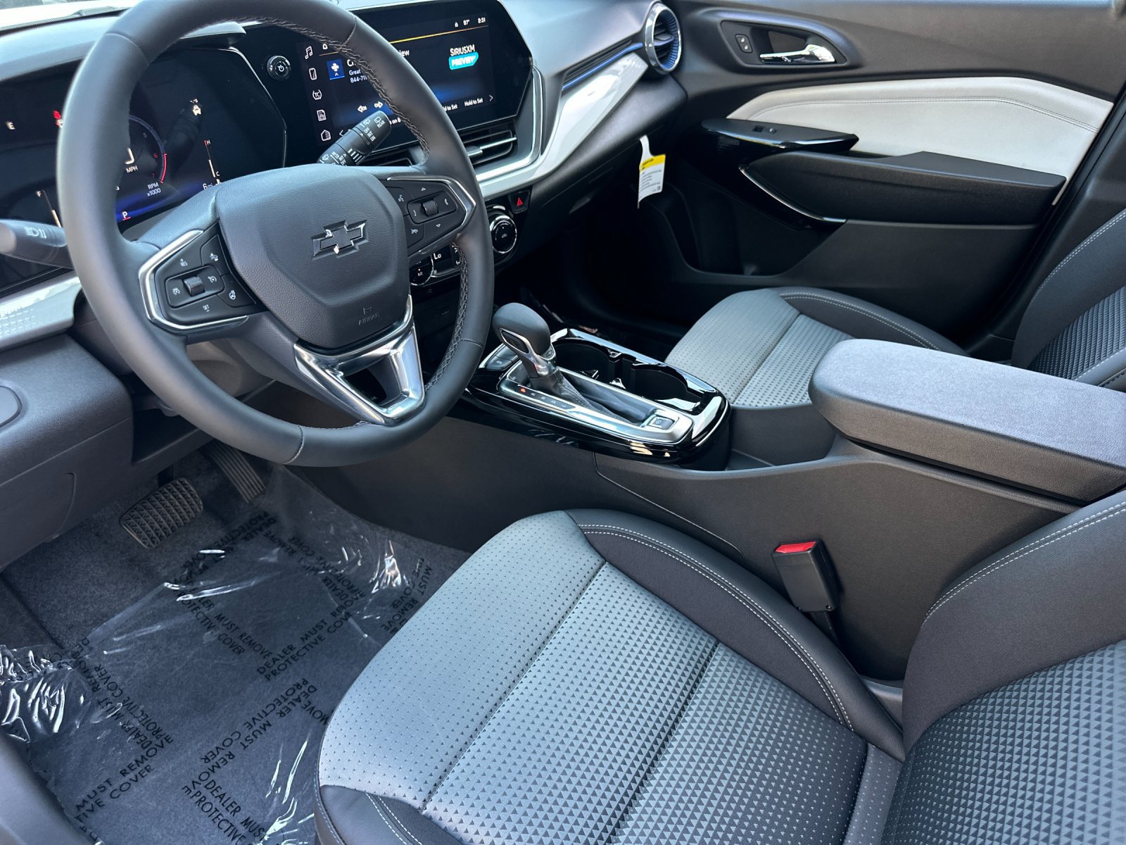New 2026 Chevrolet Trax LT w/ Driver Confidence Package FWD image 10