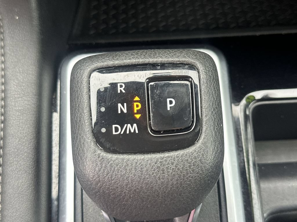 Used 2024 Nissan Pathfinder SV AWD/4WD image 29