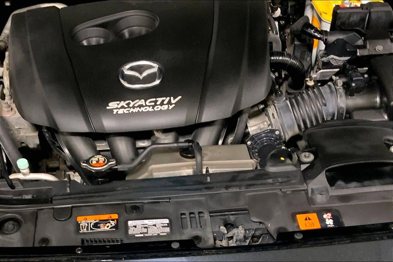 Used 2014 MAZDA MAZDA3 s Grand Touring w/ Technology Package FWD image 29