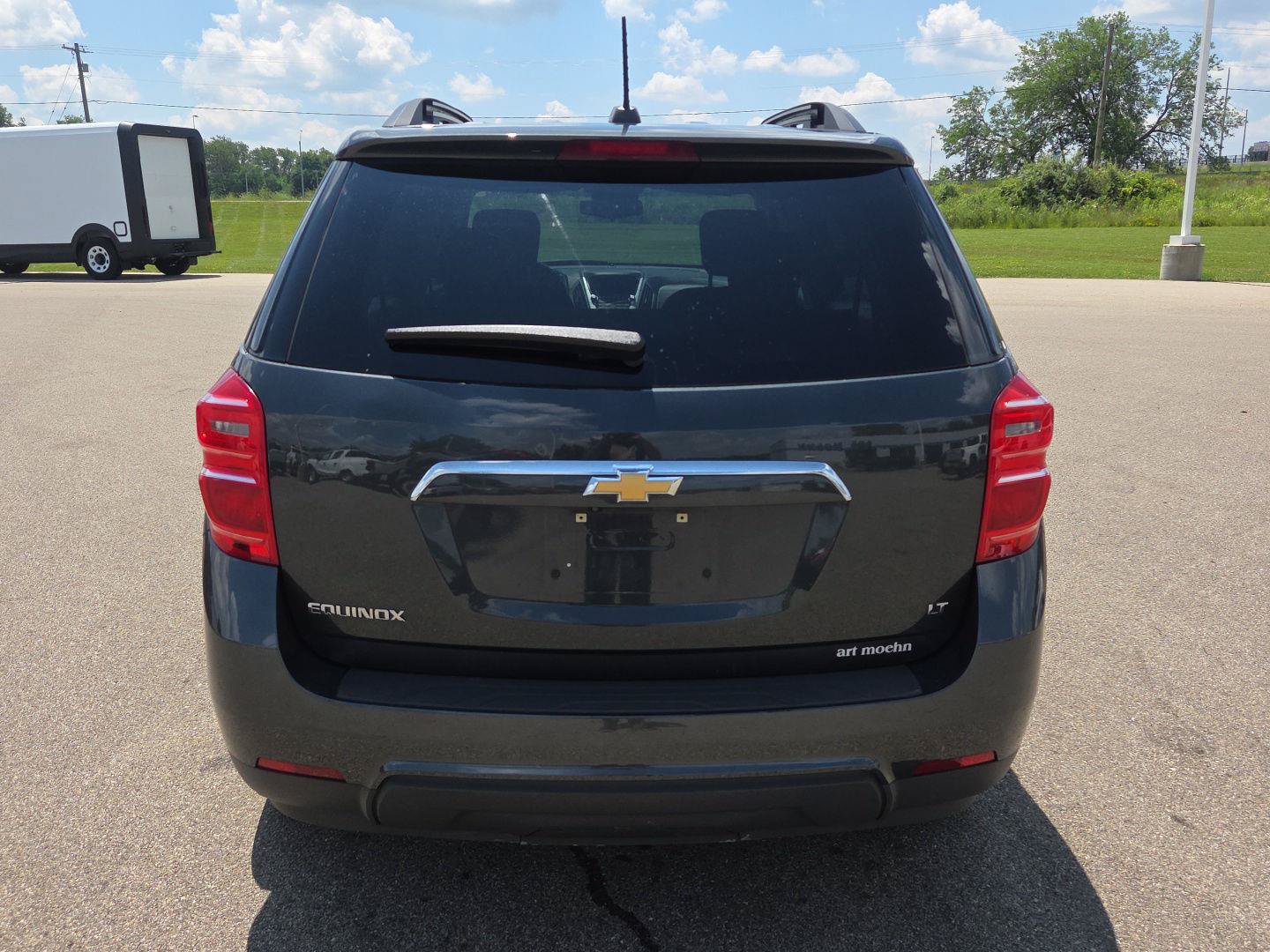 Used 2017 Chevrolet Equinox LT w/ Convenience Package FWD image 4